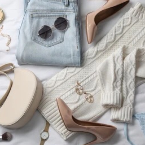 Curated Style Box - 4-6 Items 🎉 - Picture 12 of 16